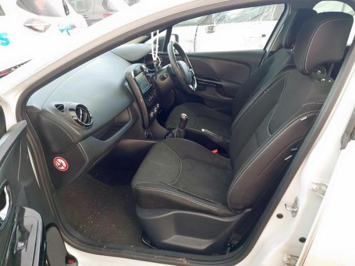 Renault Clio IV 0.9 Energy TCE 90 12V Sloopvoertuig (2015, Wit)