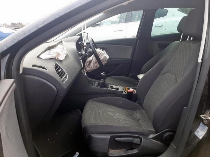 Seat Leon 1.5 TSI 16V Sloopvoertuig (2019, Zwart)