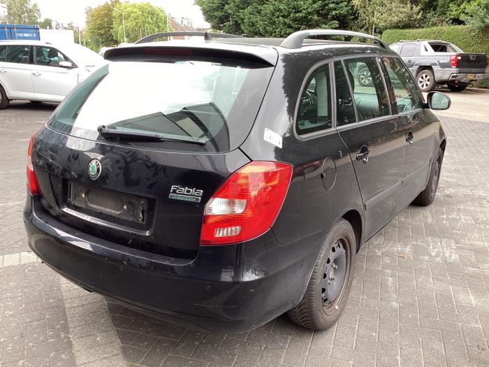Skoda Fabia II Combi 1.2 TDI 12V Greenline Sloopvoertuig (2010, Zwart)