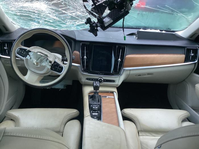 Volvo S90 II 2.0 T4 16V Sloopvoertuig (2019, Blauw)