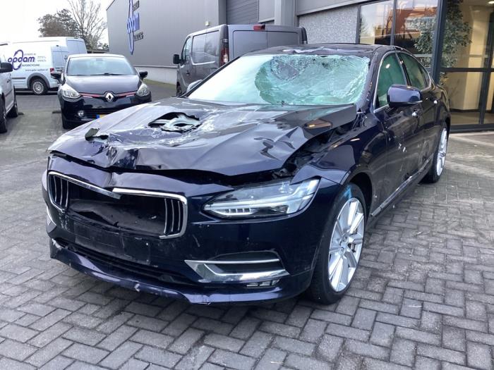 Volvo S90 II 2.0 T4 16V Sloopvoertuig (2019, Blauw)