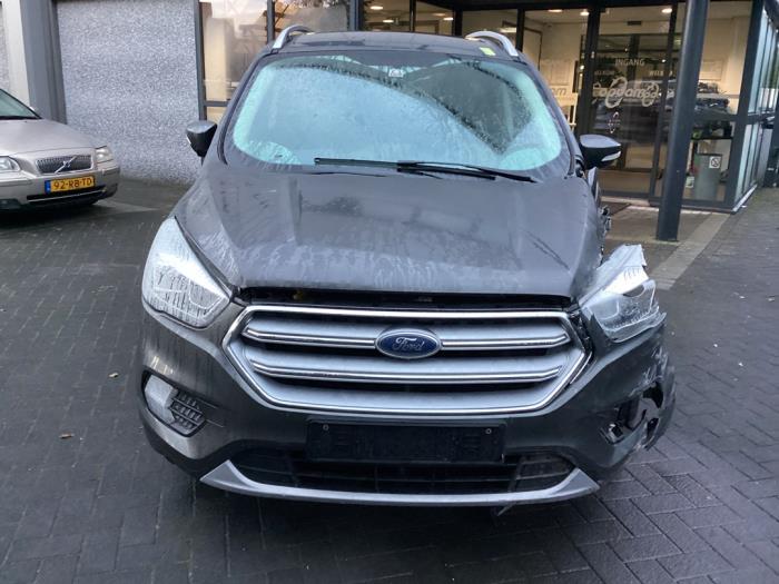 Ford Kuga II 1.5 EcoBoost 16V 120 Sloopvoertuig (2017, Grijs)