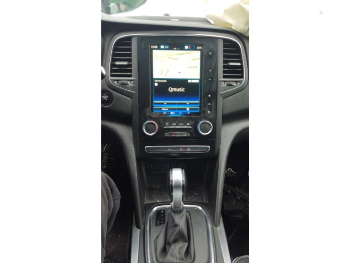 Renault Megane IV Estate 1.3 TCE 140 16V Sloopvoertuig (2019, Grijs)