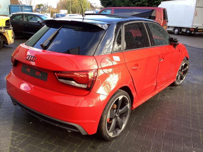 Audi A1 Sportback 1 0 Tfsi Ultra 12v Sloopvoertuig 2016 Rood