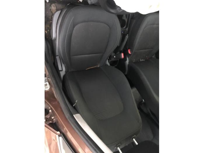 Hyundai i10 1.0 12V Sloopvoertuig (2019, Bruin)