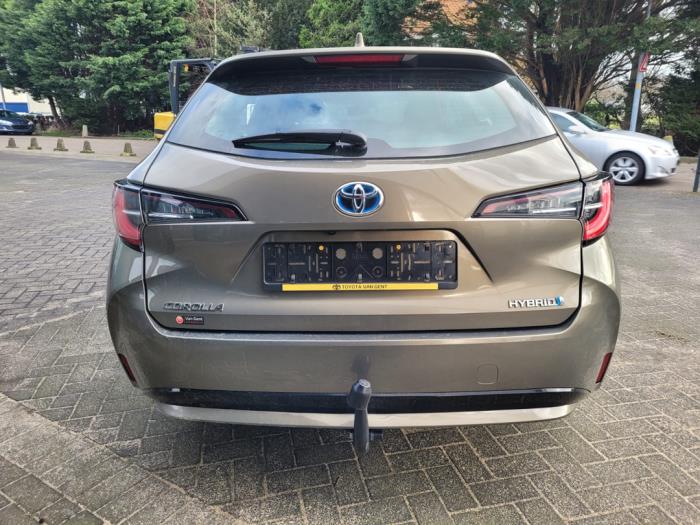 Toyota Corolla Touring Sport 1.8 16V Hybrid Sloopvoertuig (2022, Groen)