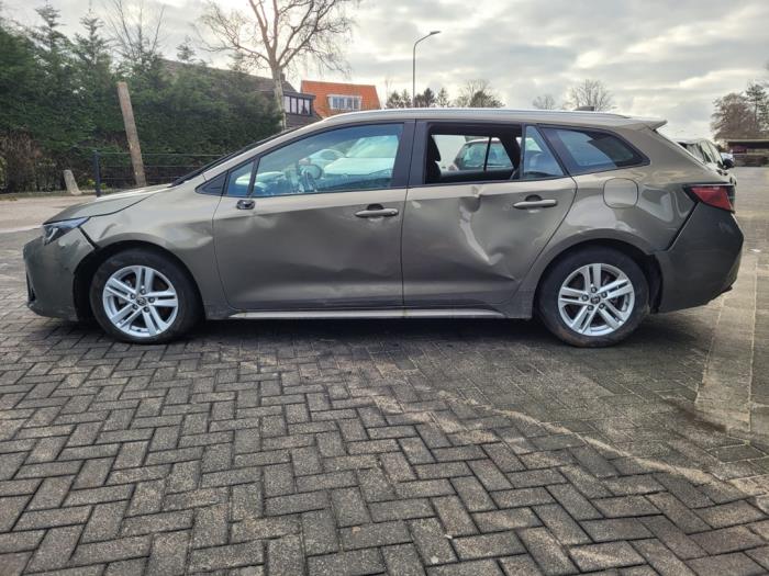 Toyota Corolla Touring Sport 1.8 16V Hybrid Sloopvoertuig (2022, Groen)