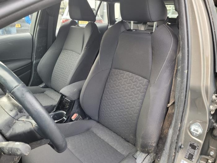 Toyota Corolla Touring Sport 1.8 16V Hybrid Sloopvoertuig (2022, Groen)
