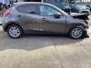 Mazda 2 1.5 SkyActiv-G 90 Sloopvoertuig (2015, Bruin)