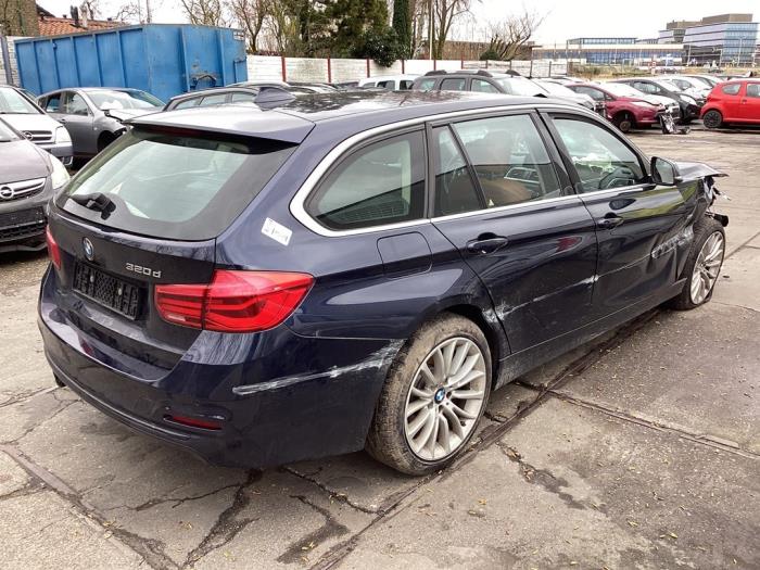 BMW 3 serie Touring 320d 2.0 16V EfficientDynamicsEdition Sloopvoertuig (2017, Blauw)