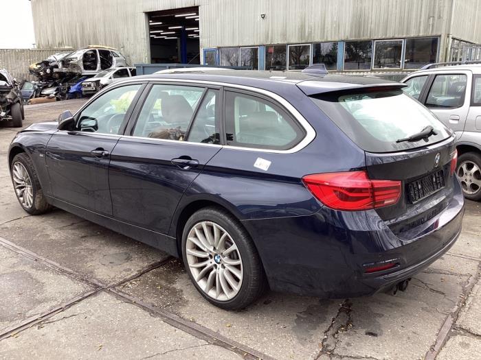 BMW 3 serie Touring 320d 2.0 16V EfficientDynamicsEdition Sloopvoertuig (2017, Blauw)