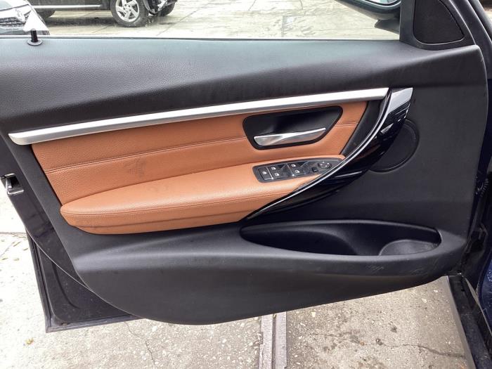 BMW 3 serie Touring 320d 2.0 16V EfficientDynamicsEdition Sloopvoertuig (2017, Blauw)