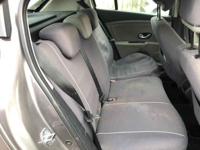 Renault Megane III Berline 1.9 dCi Sloopvoertuig (2009, Grijs)