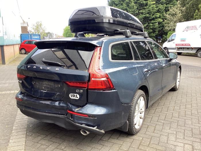 Volvo V60 II 2.0 D3 16V Sloopvoertuig (2019, Metallic, Blauw)