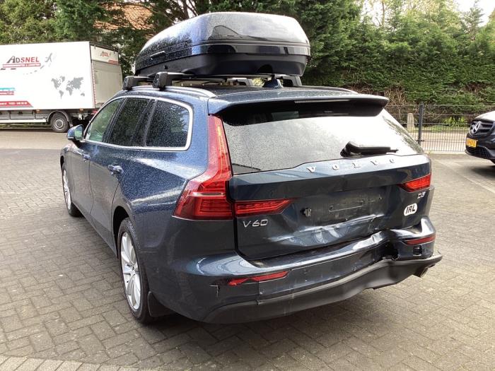 Volvo V60 II 2.0 D3 16V Sloopvoertuig (2019, Metallic, Blauw)