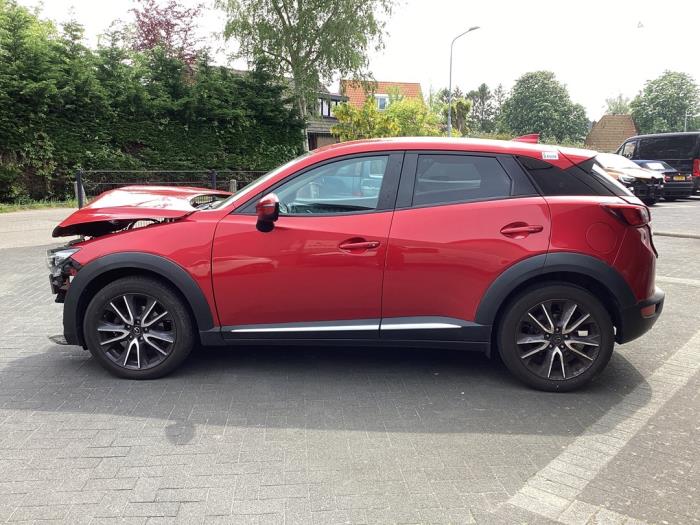 Mazda CX-3 2.0 SkyActiv-G 120 Sloopvoertuig (2017, Rood)