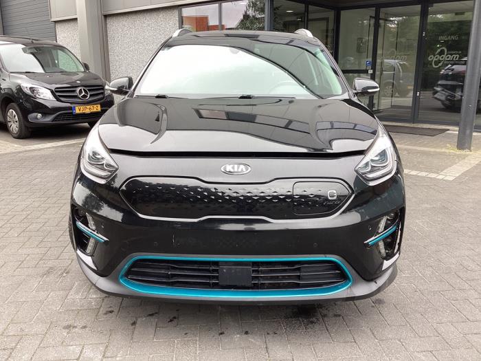Kia Niro I E-Niro 64 kWh Sloopvoertuig (2019, Zwart)