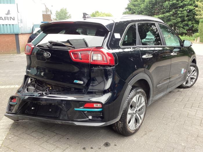 Kia Niro I E-Niro 64 kWh Sloopvoertuig (2019, Zwart)