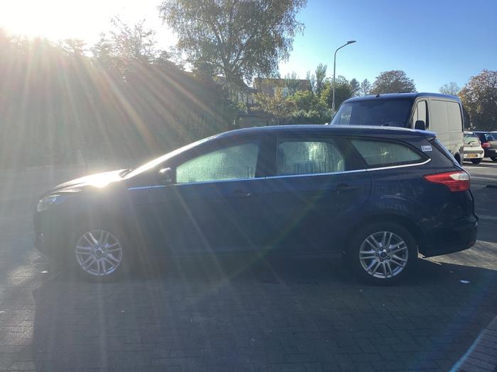 Ford Focus 3 Wagon 1.0 Ti-VCT EcoBoost 12V 125 Sloopvoertuig (2013, Blauw)