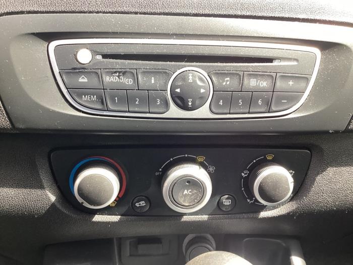 Renault Scénic III 1.6 16V Sloopvoertuig (2011, Grijs)