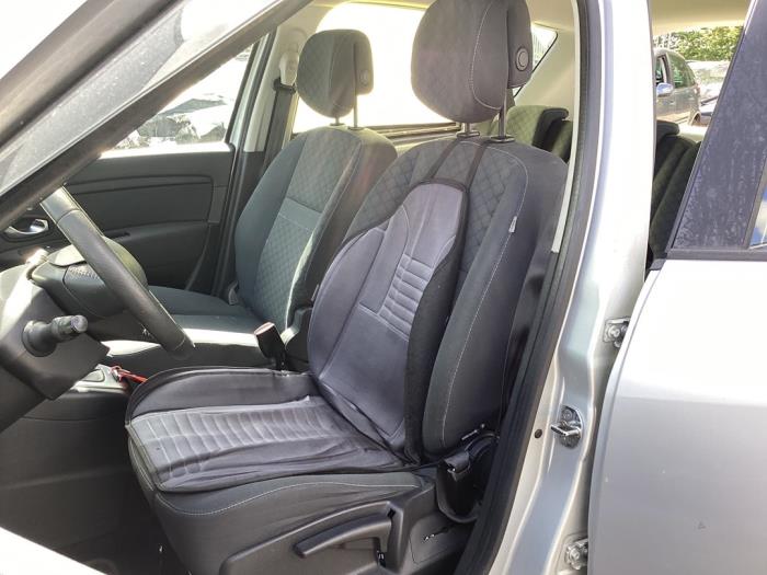 Renault Scénic III 1.6 16V Sloopvoertuig (2011, Grijs)