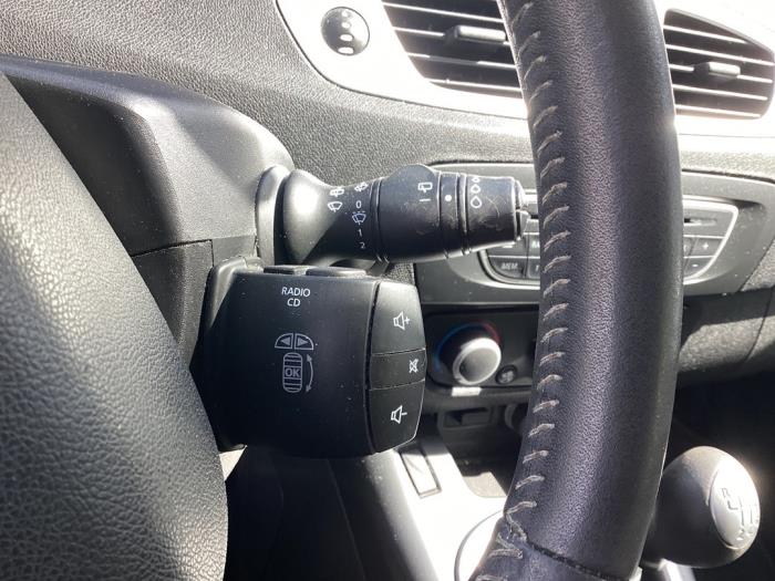 Renault Scénic III 1.6 16V Sloopvoertuig (2011, Grijs)