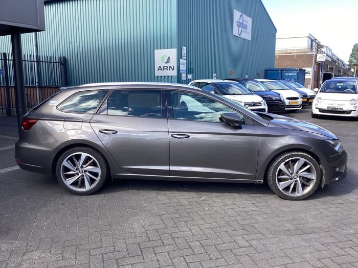 Seat Leon ST 1.4 TSI ACT 16V Sloopvoertuig (2017, Grijs)