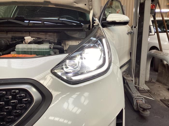 Kia Niro I 1.6 GDI PHEV Sloopvoertuig (2017, Wit)