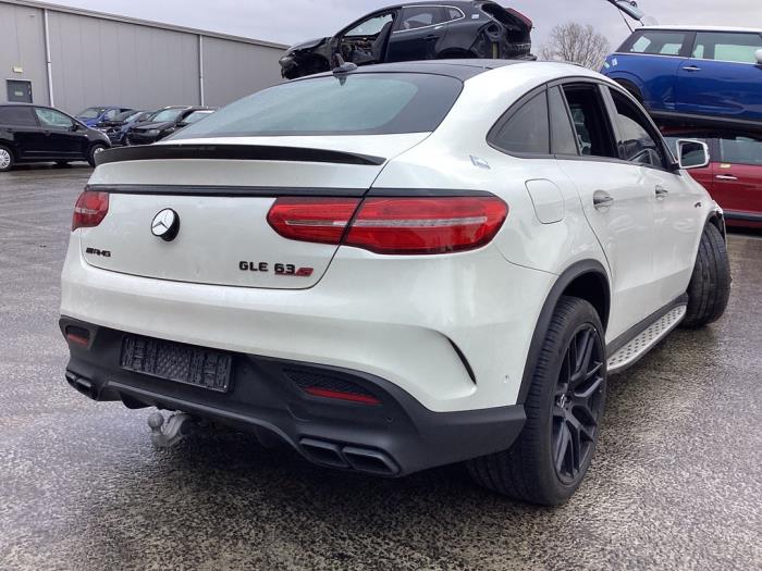 Mercedes GLE AMG Coupe 5.5 63 S AMG V8 biturbo 32V 4-Matic Sloopvoertuig (2015, Wit)