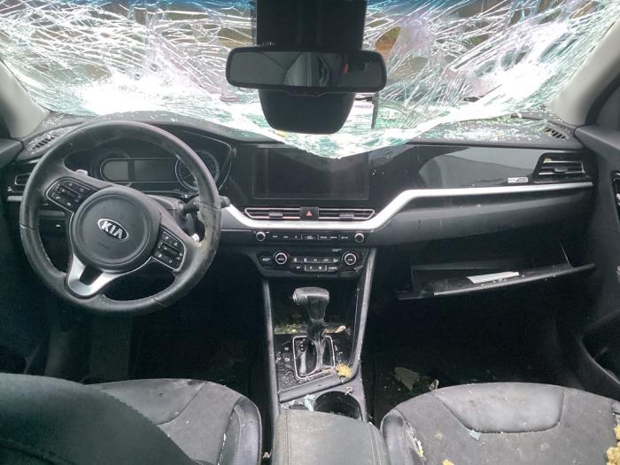 Kia Niro I 1.6 GDI Hybrid Sloopvoertuig (2021, Zwart)