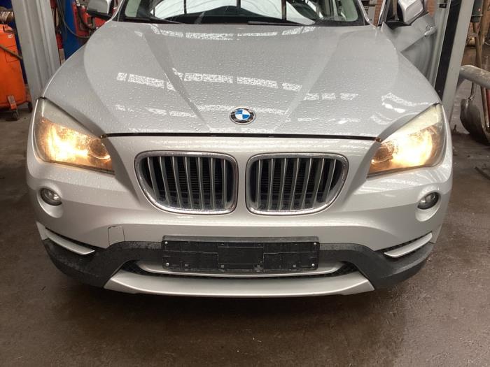 BMW X1 xDrive 18d 2.0 16V Sloopvoertuig (2013, Staal, Metallic, Zilver)