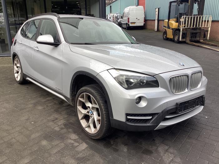 BMW X1 xDrive 18d 2.0 16V Sloopvoertuig (2013, Staal, Metallic, Zilver)