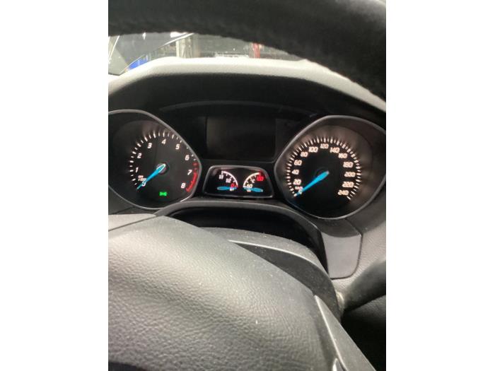 Ford Focus 3 Wagon 1.6 Ti-VCT 16V 125 Sloopvoertuig (2012, Zwart)