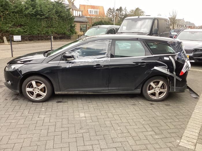 Ford Focus 3 Wagon 1.6 Ti-VCT 16V 125 Sloopvoertuig (2012, Zwart)