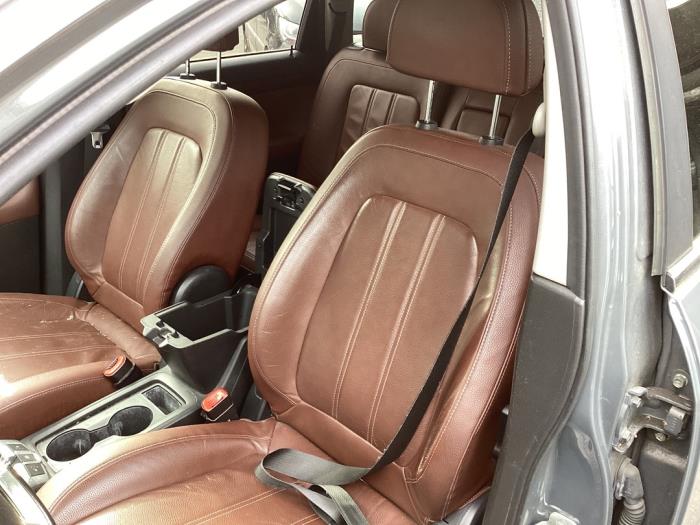 Opel Antara 2.4 16V 4x2 Sloopvoertuig (2012, Grijs)