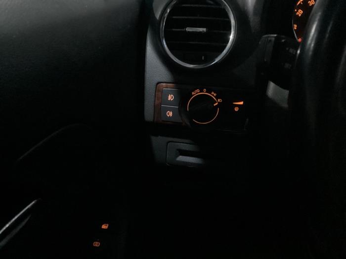 Opel Antara 2.4 16V 4x2 Sloopvoertuig (2012, Grijs)