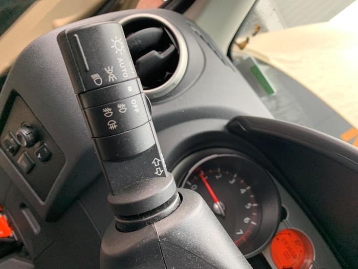 Nissan Qashqai 2.0 16V Sloopvoertuig (2008, Beige)