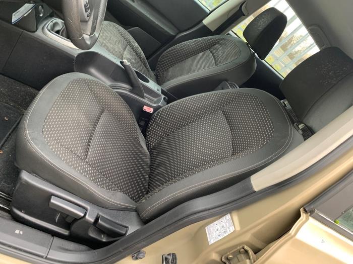 Nissan Qashqai 2.0 16V Sloopvoertuig (2008, Beige)