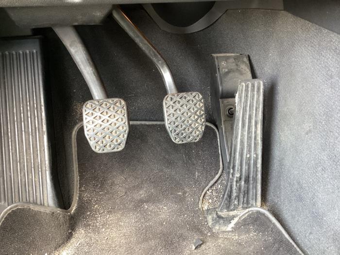 BMW 1 serie 118i 16V Sloopvoertuig (2005, Grijs)