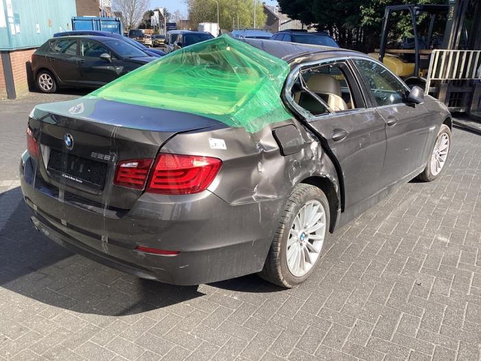 BMW 5 serie 530i 24V Sloopvoertuig (2010, Bruin)