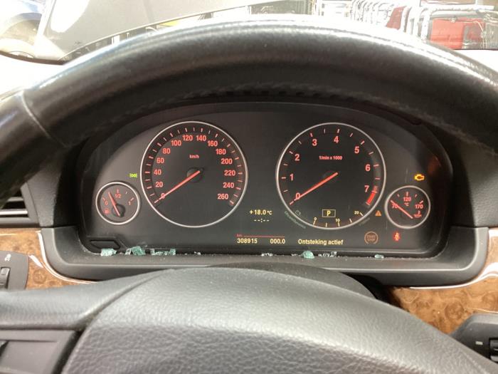 BMW 5 serie 530i 24V Sloopvoertuig (2010, Bruin)