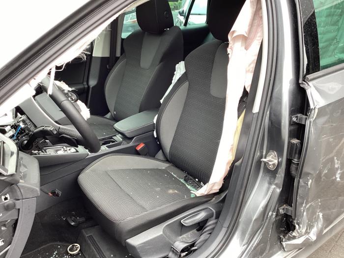 Skoda Octavia Combi 1.0 TSI e-TEC 12V Sloopvoertuig (2024, Grijs)