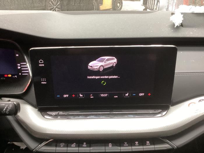 Skoda Octavia Combi 1.0 TSI e-TEC 12V Sloopvoertuig (2024, Grijs)