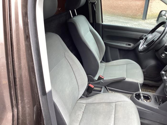 Volkswagen Caddy III 1.6 TDI 16V Sloopvoertuig (2013, Graniet)