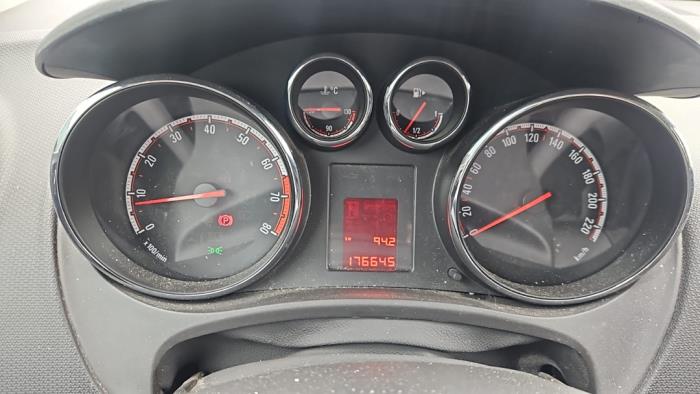 Opel Meriva 1.4 16V Ecotec Sloopvoertuig (2013, Grijs)