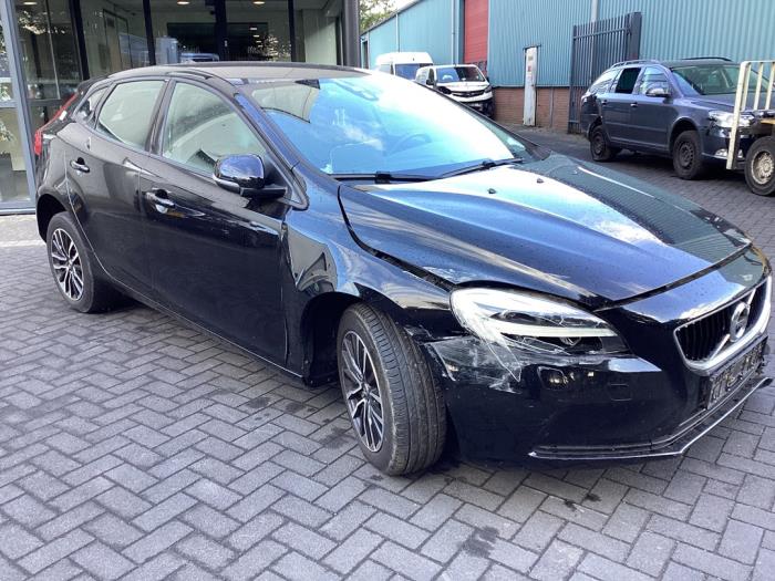 Volvo V40 1.5 T2 16V Geartronic Sloopvoertuig (2016, Zwart)
