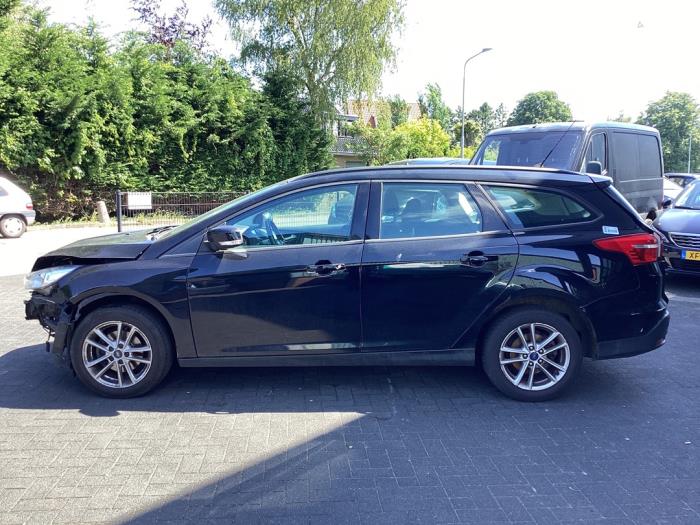 Ford Focus 3 Wagon 1.0 Ti-VCT EcoBoost 12V 100 Sloopvoertuig (2016, Zwart)