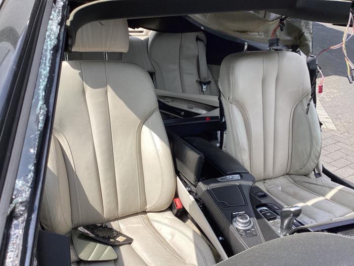 BMW 6 serie 650i V8 32V Sloopvoertuig (2012, Zwart)