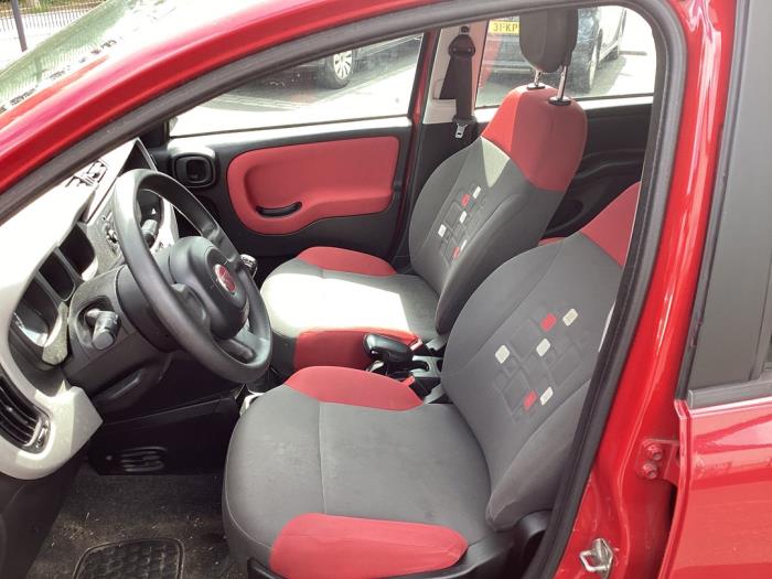 Fiat Panda/Pandina 0.9 TwinAir 65 Sloopvoertuig (2013, Rood)