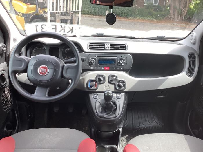 Fiat Panda/Pandina 0.9 TwinAir 65 Sloopvoertuig (2013, Rood)